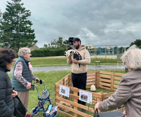 Visite de la ferme itinérante Les petits sabots de l'Oudon