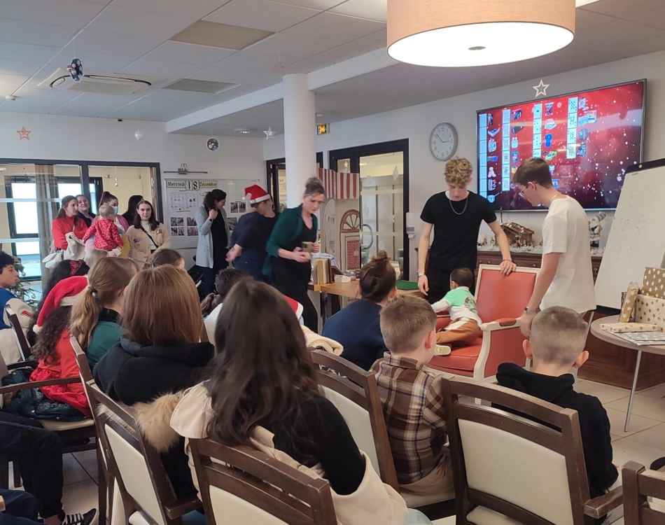 Après midi de Noël pour les enfants du personnel de la résidence